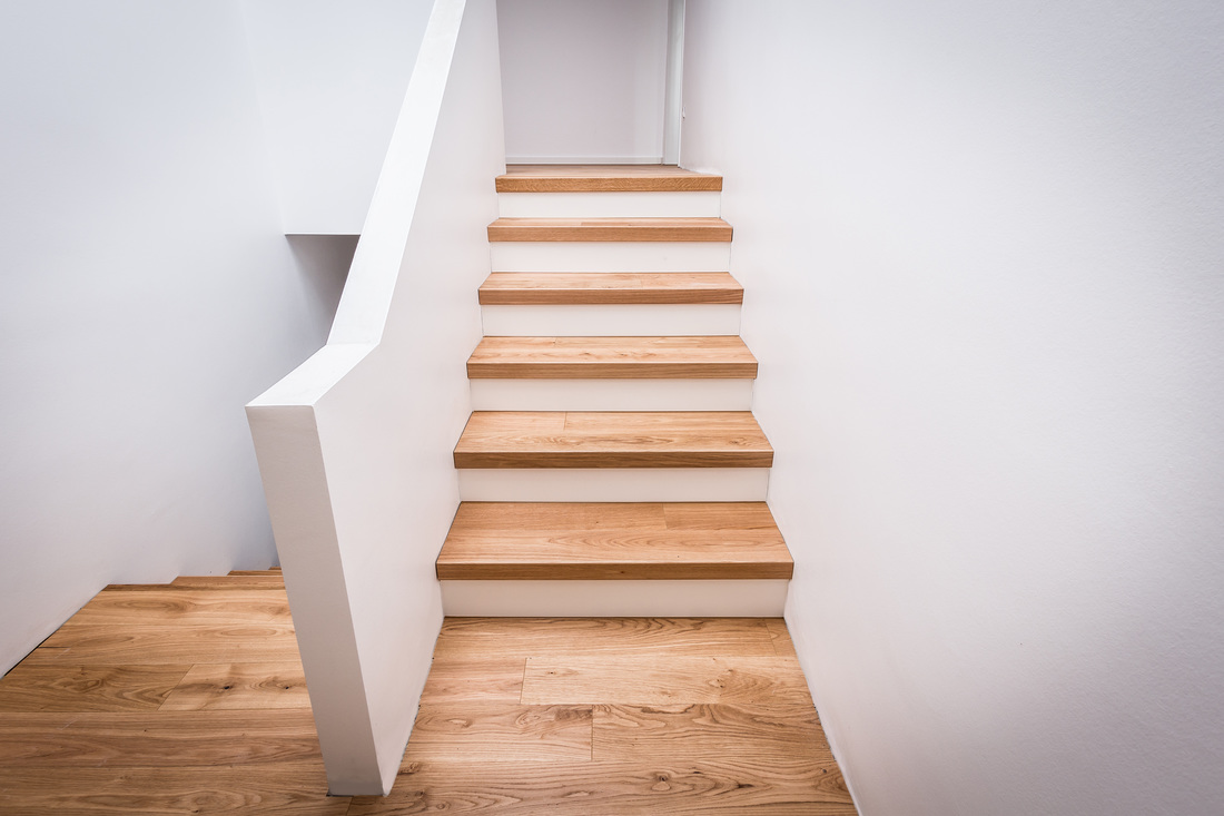 Parkett verlegen, Treppe renovieren, Einfamilienhaus WdeR Fußbodenstudio, Bocholt